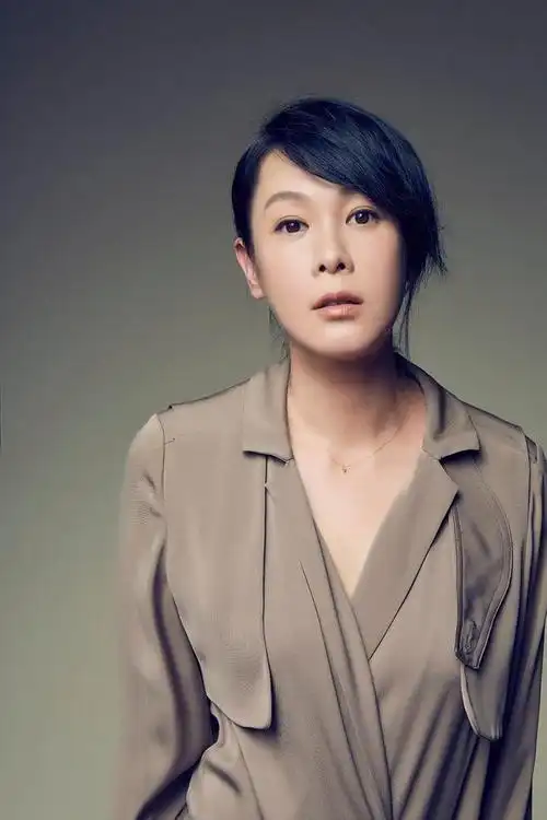 2011年,刘若英在自己41岁的时候,嫁给了身价过