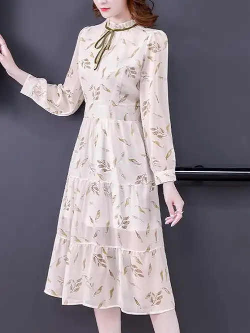 中年妈妈春装连衣裙高端高贵今年流行裙子40岁春款女装2021年新款