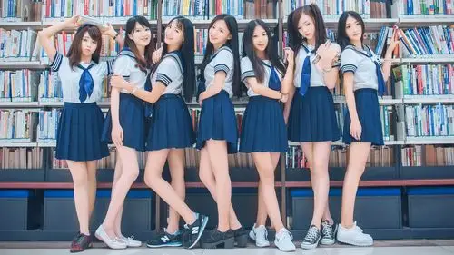 青春校园制服美女,高清图片,电脑桌面-壁纸族