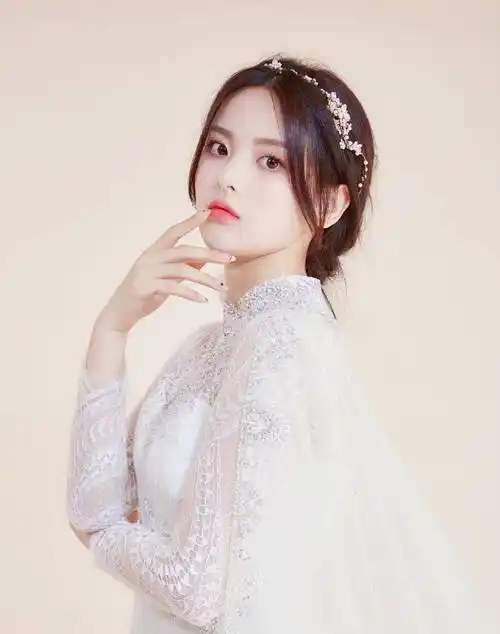 原创如果你拥有杨超越的颜值,身材和可爱,你也会成为锦鲤本鲤