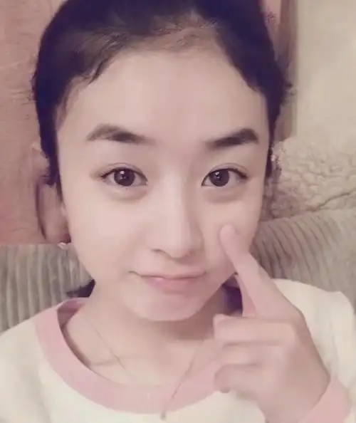 卸妆后赵丽颖照片