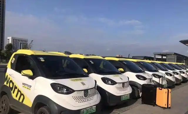 柳州的电动化与其他城市不太一样,它早已被"微型电动车"占领.