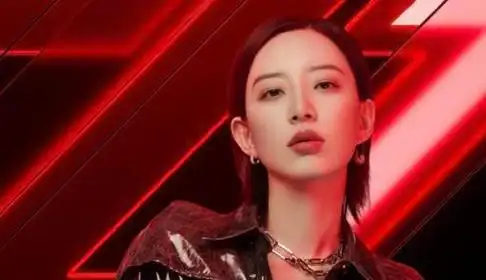 就像最新一期,李斯丹妮和张雨绮王丽坤聊如何争取机会,她很想开演唱会