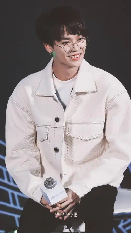 林彦俊 9.20青春应修课可爱的文艺boy