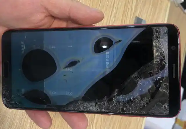 郑州华为荣耀v10修碎屏费用参考