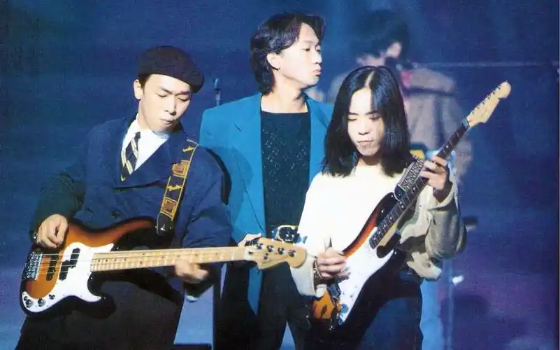 《命运是你家》beyond三子live不同演绎