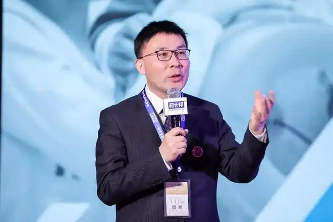 张永琪未来五年线上线下混合运营是唯一的生路