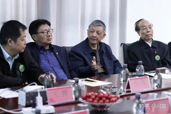 政企等领导及代表到问苗农业科技有限公司考察调研