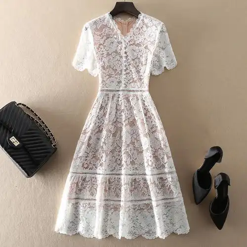 高端气质女装2022春夏新款蕾丝裙中长款收腰显瘦v领名媛连衣裙女