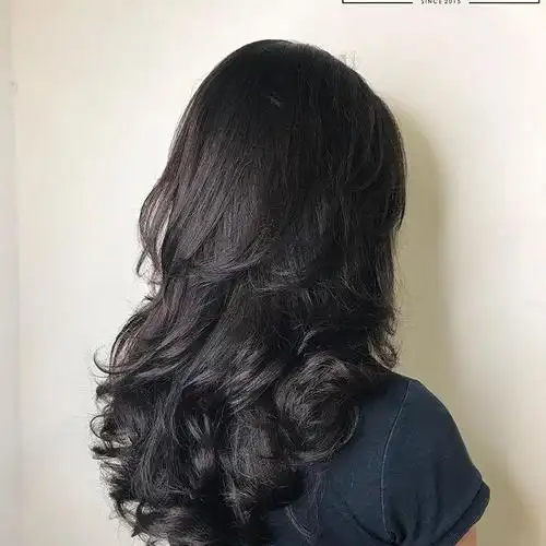 今年最流行,只烫发尾的发型,不老气又好看