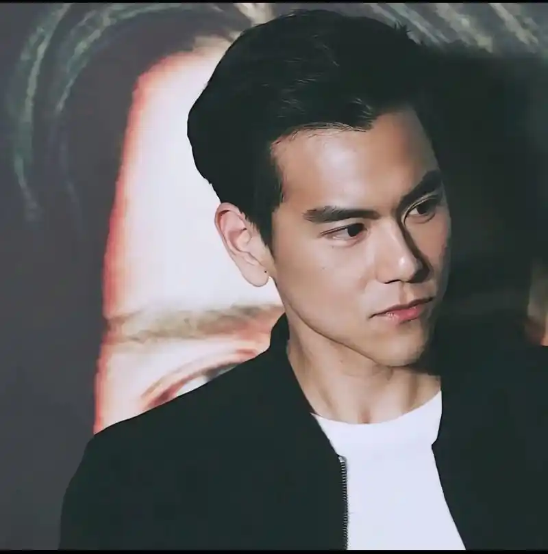 彭于晏 #证件照片 #优质头像 #彭于晏侧颜照 人生很长, - 抖音