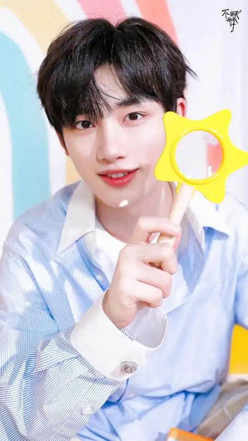 丁程鑫上车发现忘带行李#笨蛋帅哥可爱值拉满了,没想到坐上车直接