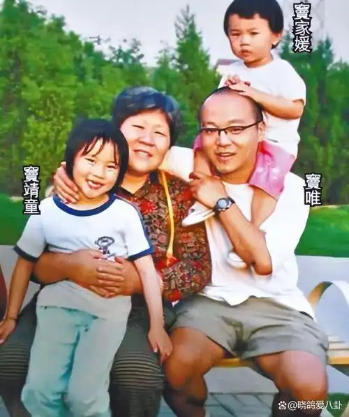 回顾从王菲手中带走窦唯离婚多年最后她选择和女儿共度余生