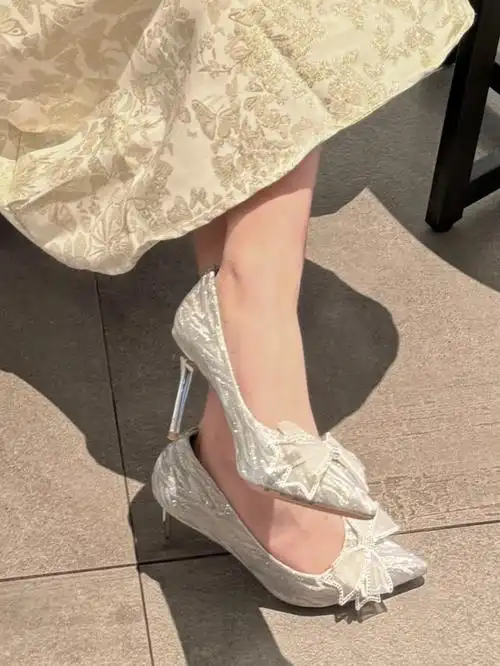 女生第一双高跟鞋怎么选