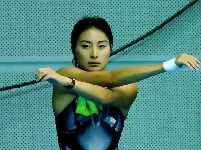 "跳水女皇"郭晶晶