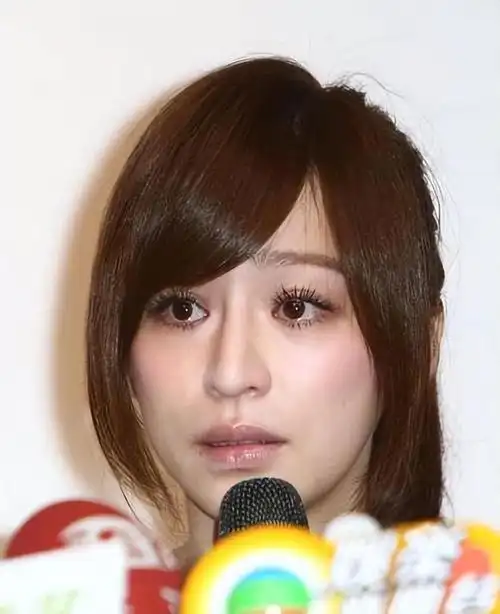 王心凌霸占热搜榜引发回忆杀谁还记得她当年的小三风波