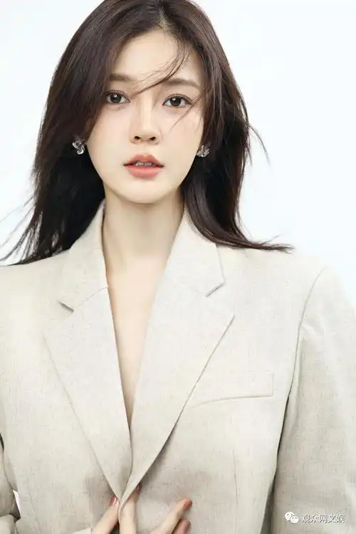 涂冰,中国内地女演员,主持人.