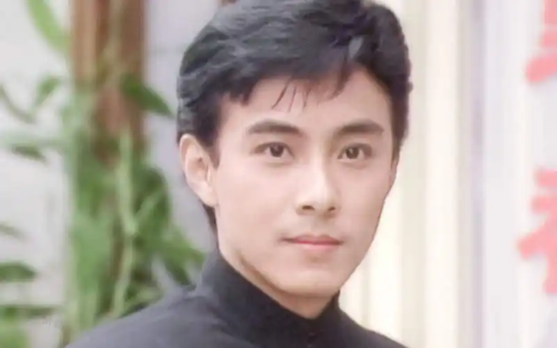 【怀旧向】那些年追过的歌手——张卫健_哔哩哔哩 (゜-゜)つロ 干杯