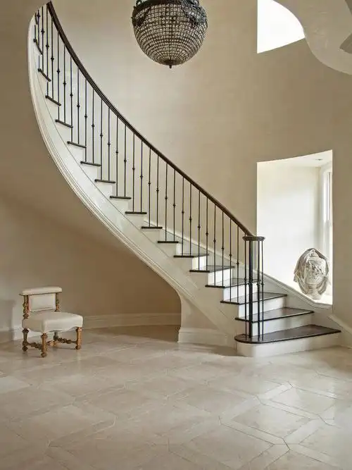 高端铁艺护栏楼梯