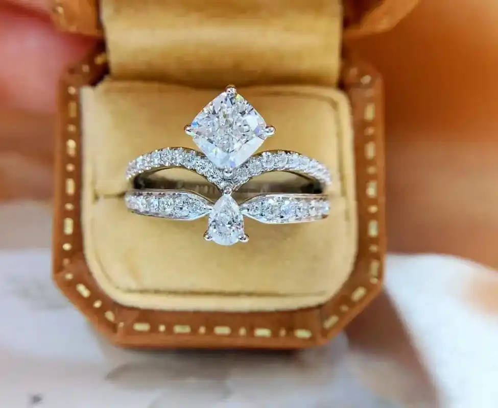 gia钻石戒指.加冕·爱系列7878繁花·辉映冠冕一克拉钻戒 - 抖音