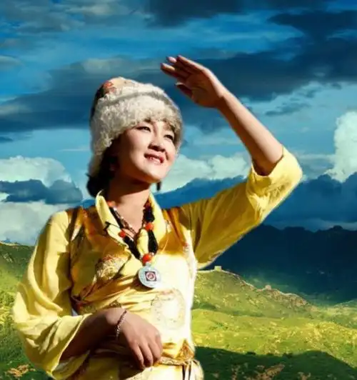 降央卓玛真实长相