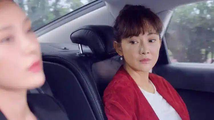 小幸福:凯特李知道真相后,回忆起和姜德顺的过去见面的情景