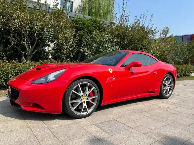 【杭州二手车】2013年7月_二手法拉利 california t 2012款 4.