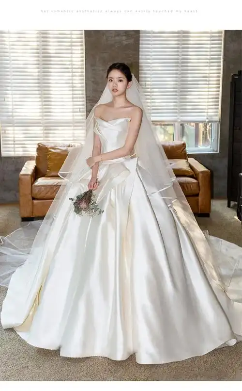 婚纱缎面小众婚纱礼服2022新款新娘大拖尾简约韩式结婚齐地款配8件套s