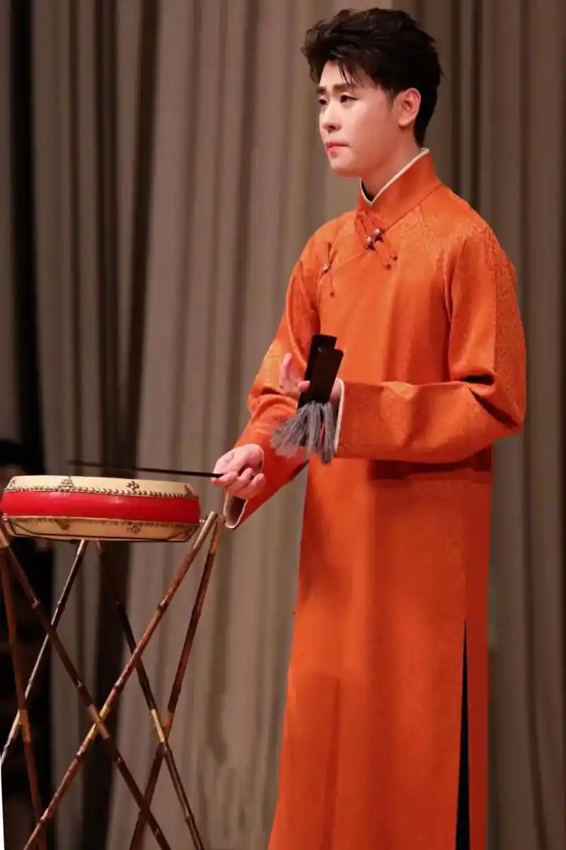 张云雷京韵大鼓《闹江州》一板一眼,娓娓道来,讲述的是《水浒传 - 抖