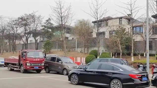 演员赵丽颖北京的豪宅,院子里面什么样?