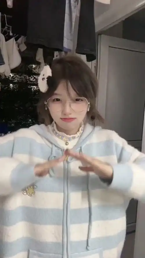 甜系女孩 #治愈系笑容 #初恋脸 #甜妹 #香菇终结者