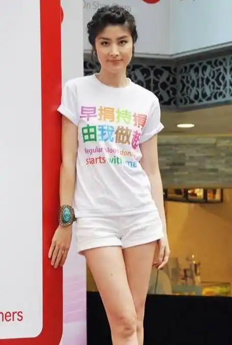 出身豪门,被百亿初恋追16年,"天后"陈慧琳背后不为人知的秘密_香港