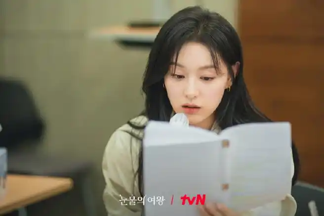 剧本阅读现场视频公开98     眼泪女王>金秀贤×金智媛世纪罗曼