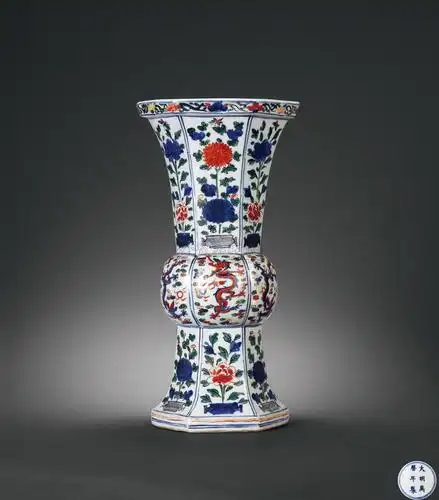 【明万历 五彩龙纹花觚】拍卖品_图片_价格_鉴赏_明代彩瓷_雅昌艺术品