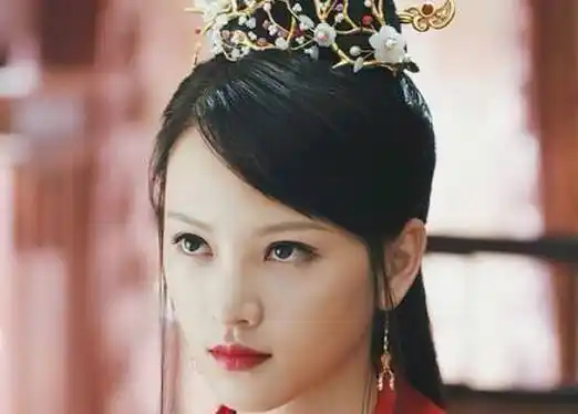 原创斗罗大陆被黄灿灿惊艳到了曾经靠颜值出圈如今凭演技圈粉