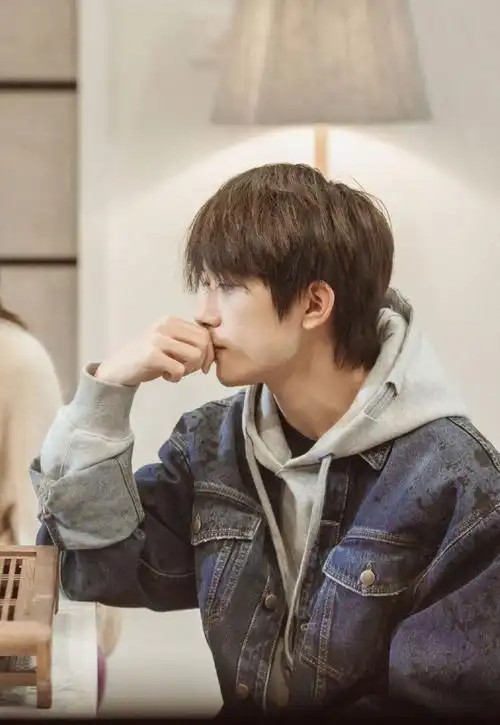 易烊千玺朋友请听好第一期剧照图片