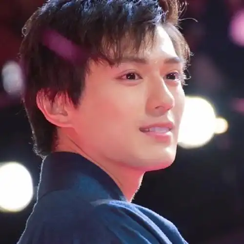 日本帅哥头像持续更新别被封面骗了真的不是沙雕图楼