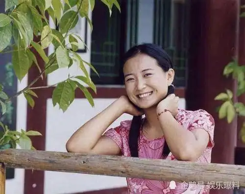 贾玲自称瘦的时候很像佟丽娅,本以为是开玩笑,看到旧照网友跪了_腾讯