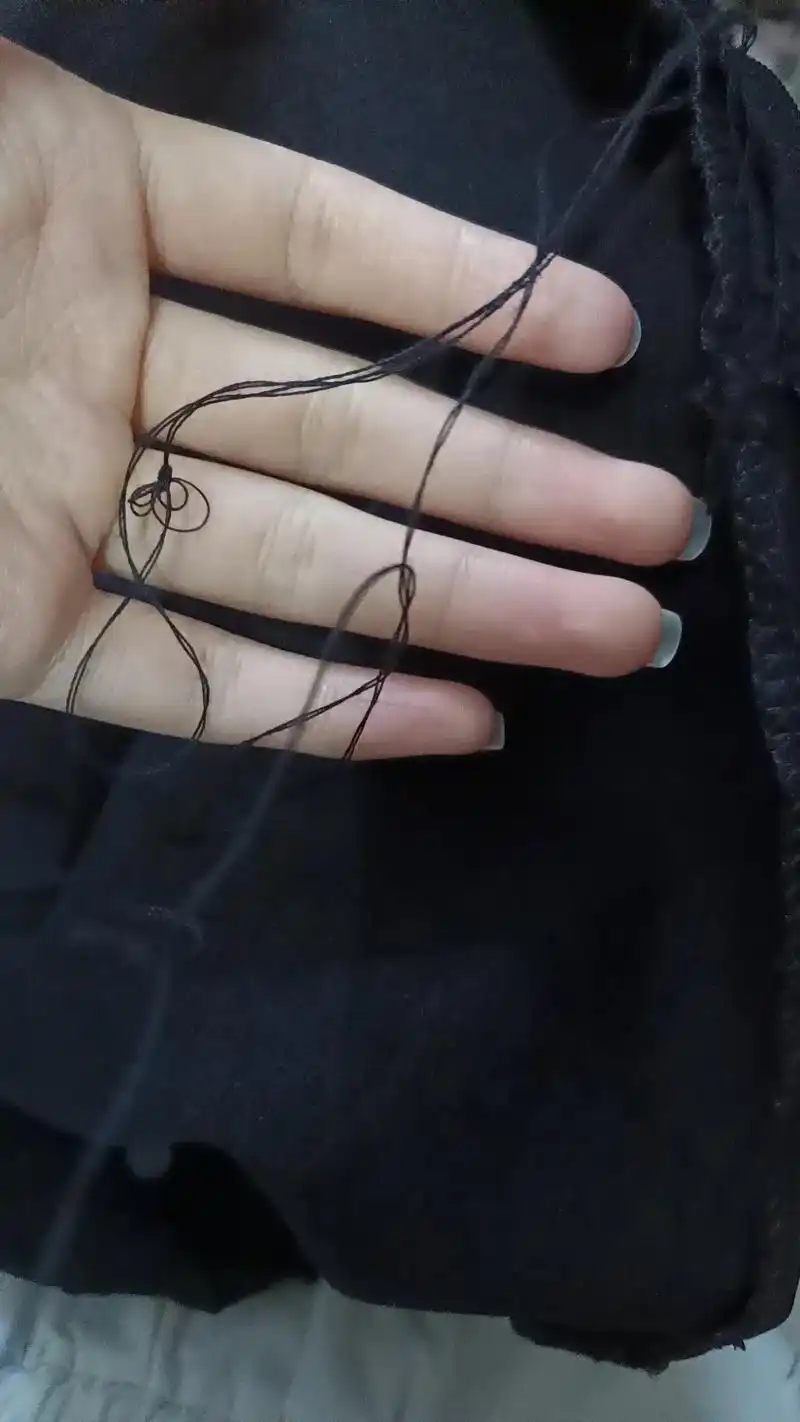 缝衣服记.长这么大第一次缝衣服,发现一点都不会,缝了又拆有一 - 抖音