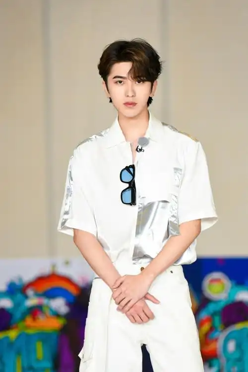 奔跑吧蔡徐坤##蔡徐坤2021个人巡回演唱会