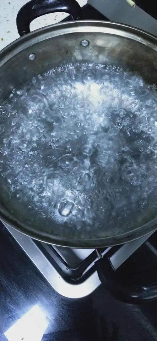 三(四)班姚悦水沸腾实验