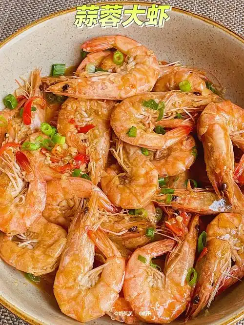 蒜蓉虾太上头了香辣q弹 一口一个停不下来!