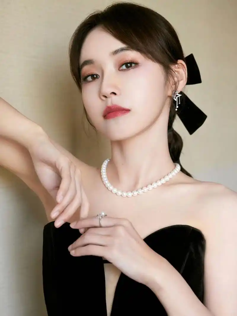 张佳宁美照蛮好看的嘛