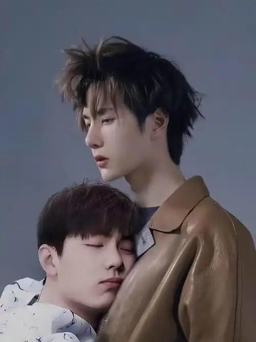 你绝对没见过的肖战和王一博的图片,点进来细细品味