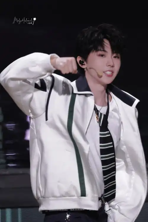 时代少年团队长-马嘉祺#马嘉祺湖南卫视跨年晚会##湖南卫视跨年晚会