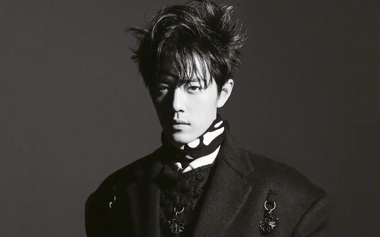 肖战超帅写真图片桌面壁纸高清大图预览1920x1200_大陆明星下载_美桌