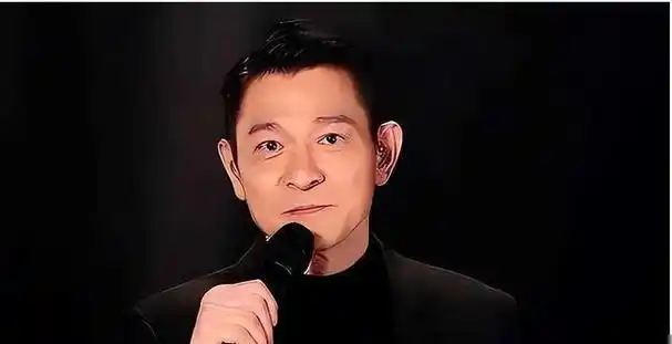 刘德华62岁再当爸!三字回应引热议,网友祝福如潮!