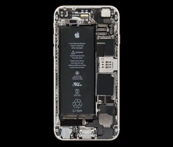 5寸刚刚好的原则,将iphone 拉长到了4寸,这就是iphone 5了.