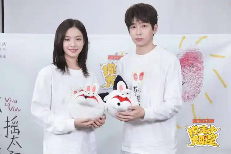 大明星|彭昱畅李庚希称会虚心接受负面评价 都曾为