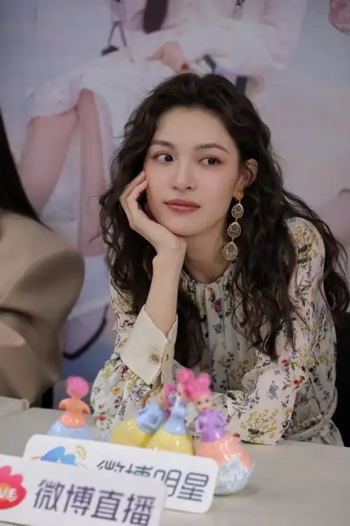 如果奔跑是我的人生新浪扫楼##钟楚曦安心奔跑吧##钟楚曦如果奔跑是